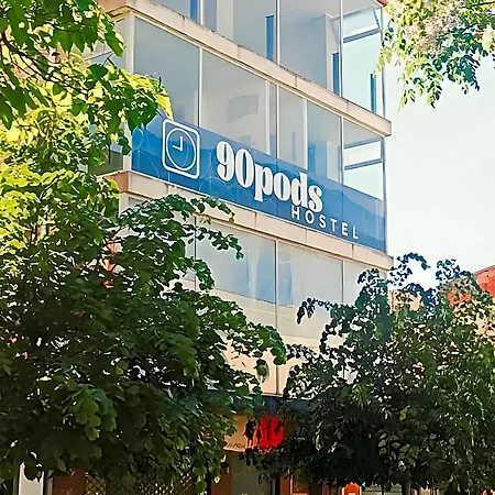 ホテル 90pods Shkodër